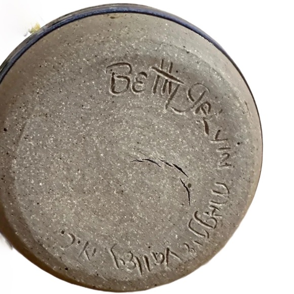 POTTERY ~ Cobalt blue w/hint of purple rim by Betty Gelvin of Maggie Valley - Picture 4 of 7